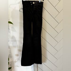 WE THE FREE black denim flares 
SIZE 25